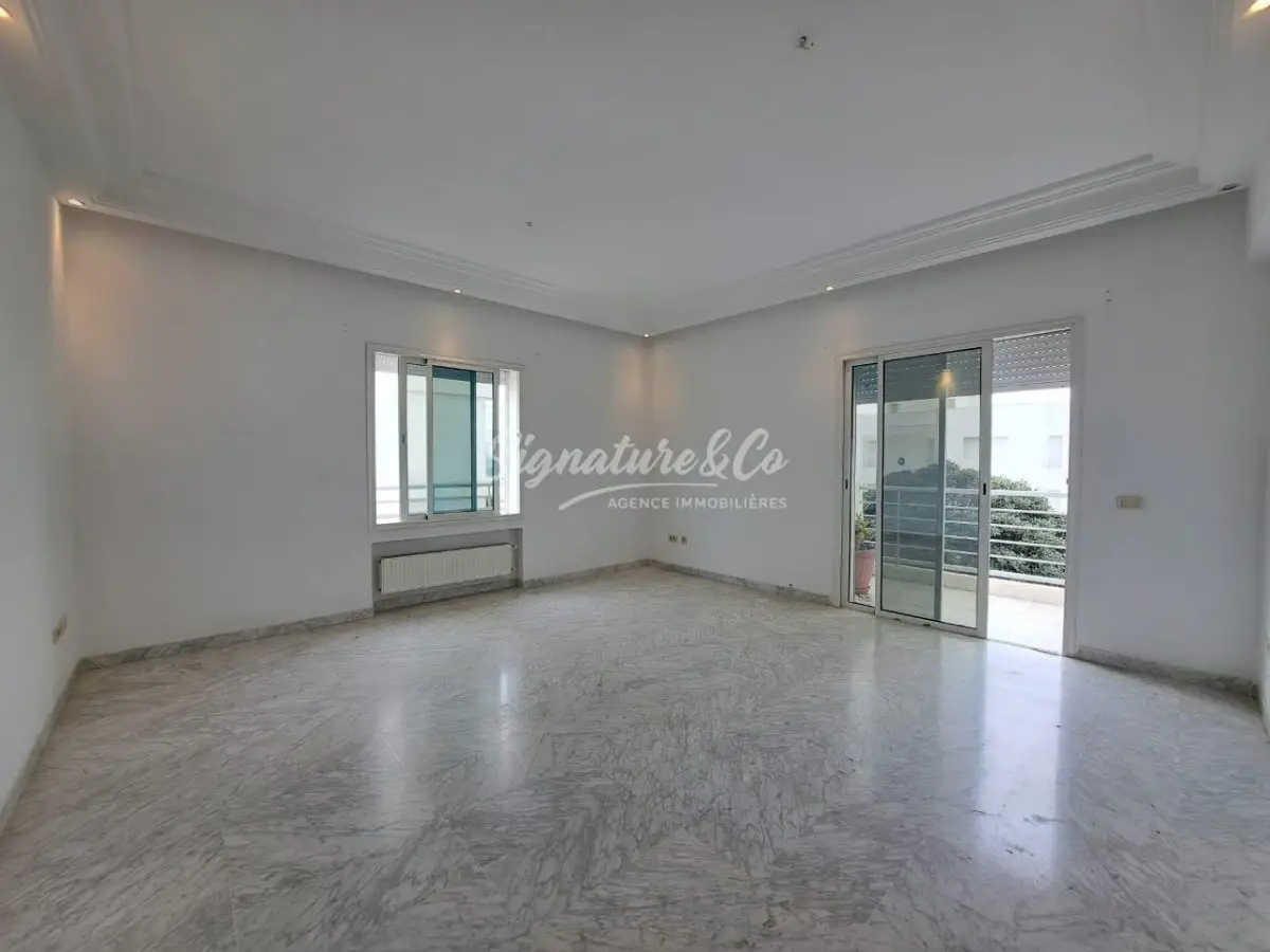 À Louer : Appartement S+2 situé au Lac 2